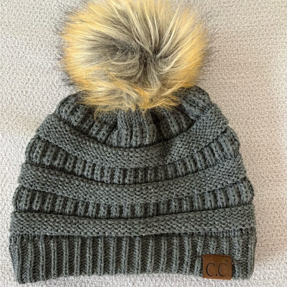 C.C Beanie Gray Knit Fur Pom Pom Beanie